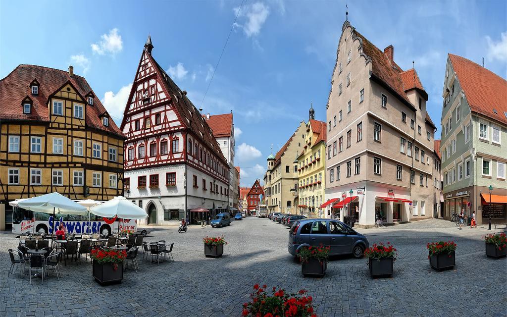 Aparthotel Donaustern Asbach-Bäumenheim Esterno foto