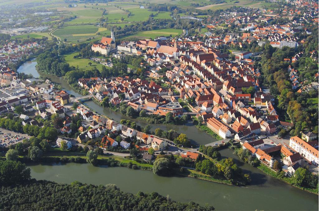 Aparthotel Donaustern Asbach-Bäumenheim Esterno foto