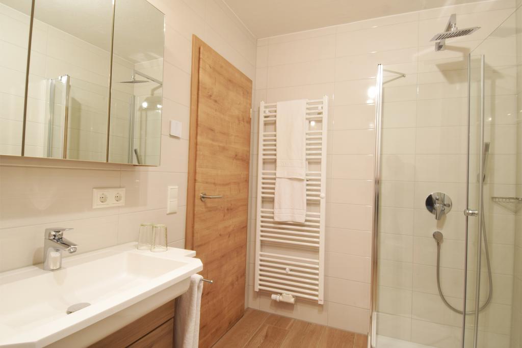 Aparthotel Donaustern Asbach-Bäumenheim Esterno foto